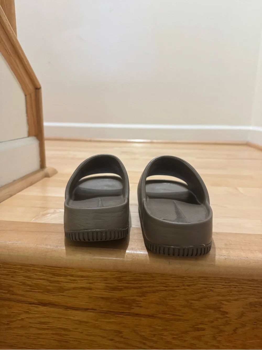 Nike Women’s Brown Slip-On Slide Sandals - Picture 7 of 7